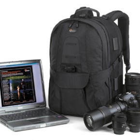 Zestaw dla fotografującego podróżnika od Lowepro