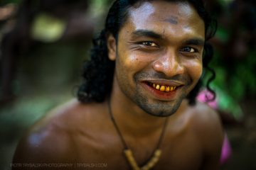 Weddowie, ludzie lasu. To już ostatnie chwile by do nich dotrzeć.